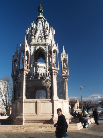 pc307307.jpg